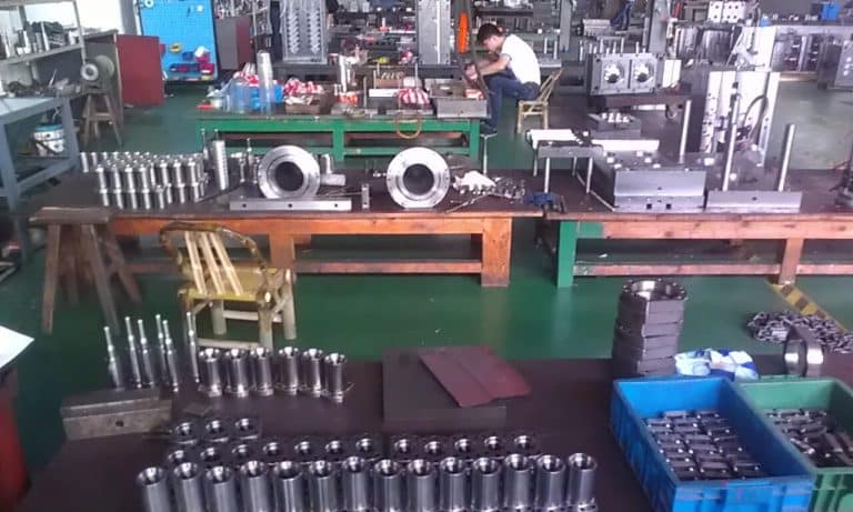 PET preform mould